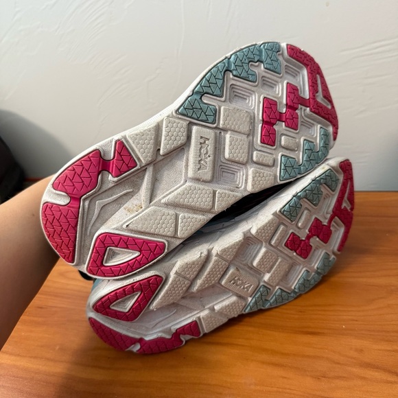 Hoka Women's Clifton 4 Pink Grey Running Cushion Comfort Athletic Shoe Lace Up 7 - Picture 7 of 10